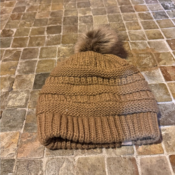Beanie - Picture 2 of 3